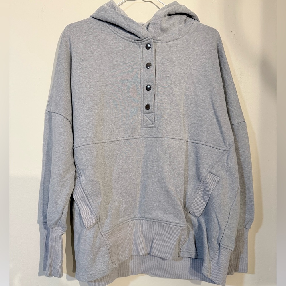 Oversized gray half button hoodie - size large